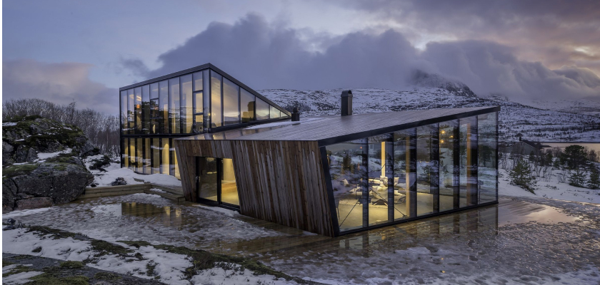 Топ-5 стильных коттеджей с окнами и фасадами «АЛЮТЕХ»