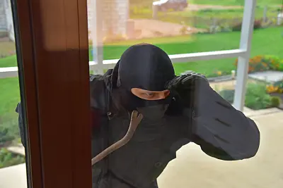 Безопасность