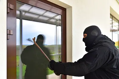 Безопасность